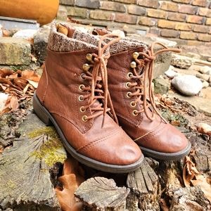 Steve Madden girls size 4 hiking boots